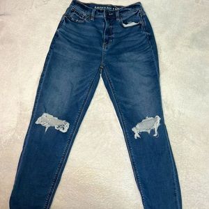 American Eagles Outfitters Blue Distressed Mom Jeans